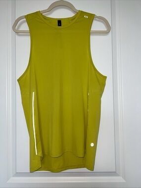 lululemon athletica Women's Sleeveless Tank in Chartreuse Yellow-Green NWOT